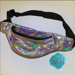 {SOLD} Holographic Fanny pack